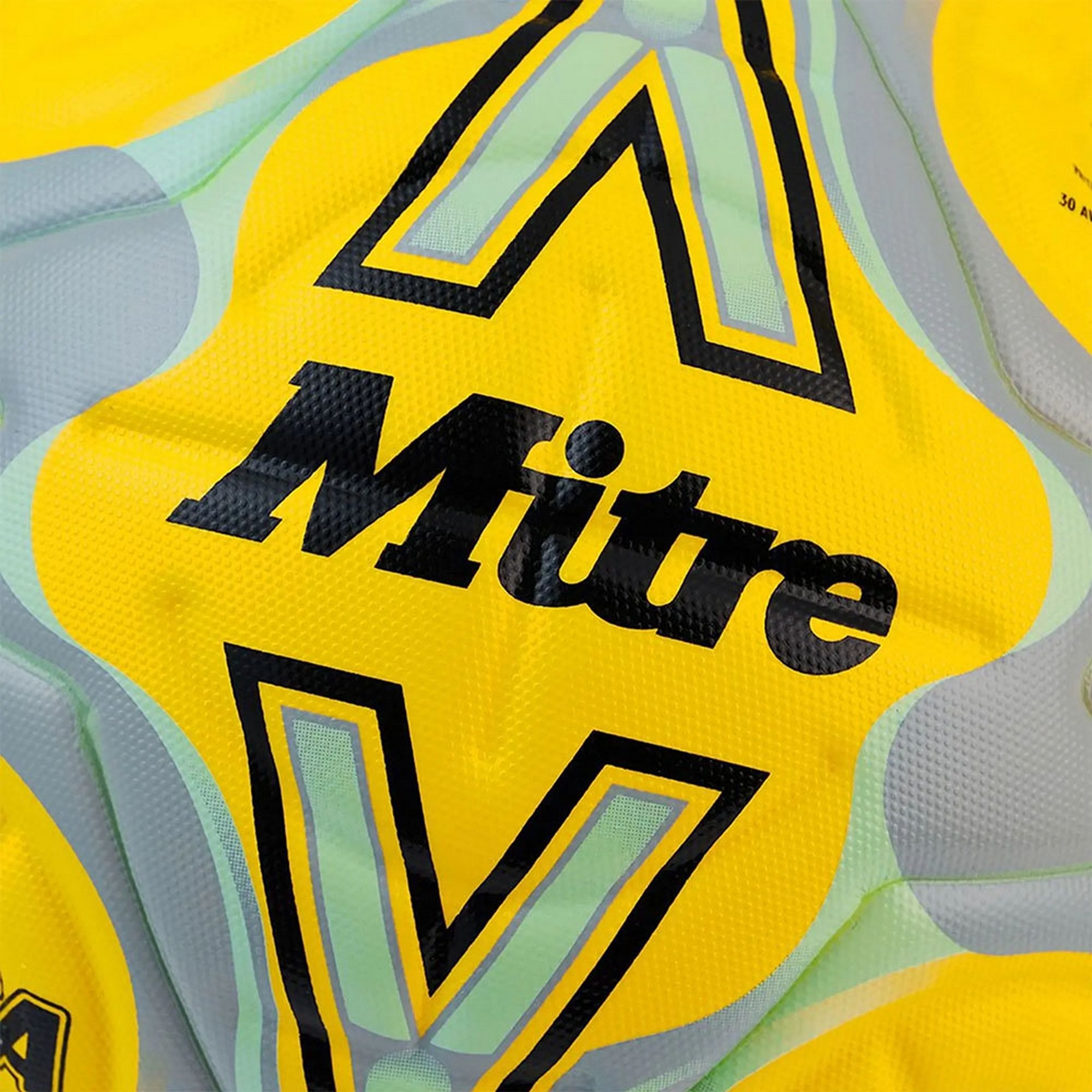 Мяч футбольный Mitre Delta One 24, FIFA PRO 5-B01787C60 р.5 2000_2000