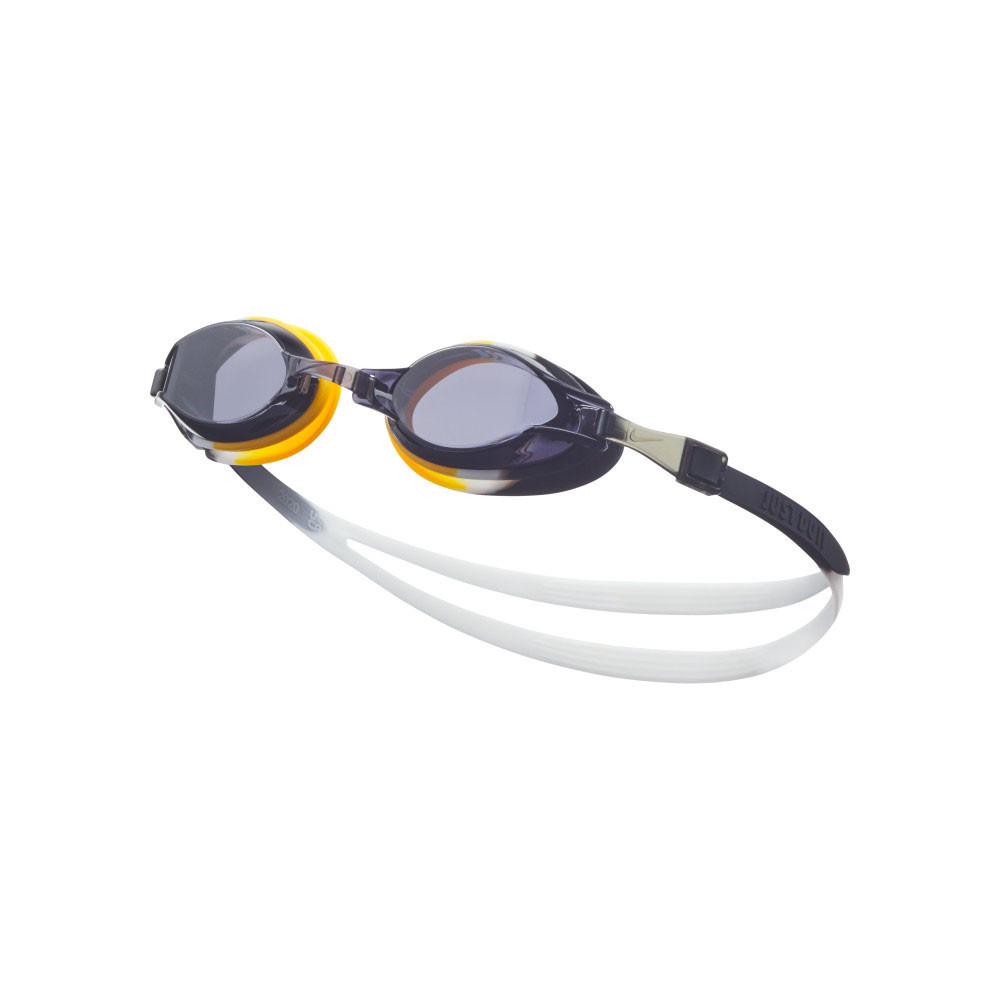 Очки для плавания детские Nike Chrome Youth, NESSD128079, дымчатые линзы, регул .пер., желто-черн оправа 1000_1000