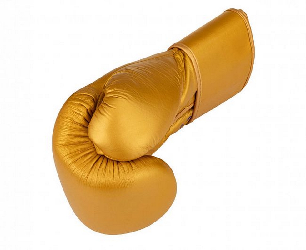 Перчатки боксерские Clinch Undefeated C161 золотой 979_800
