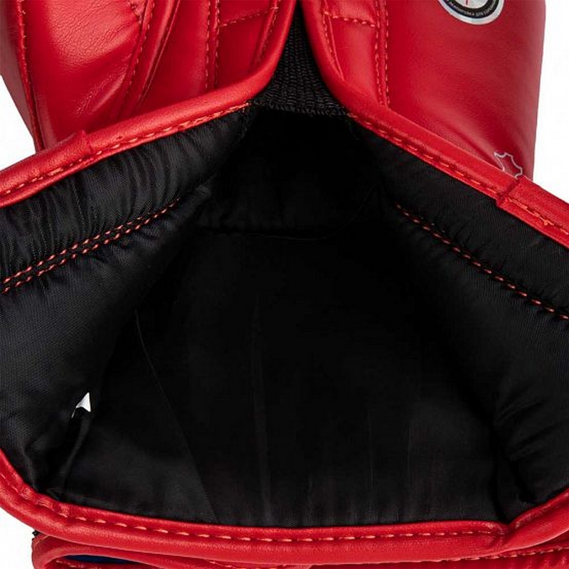 Перчатки боксерские Clinch Olimp Plus C155 красный 800_800