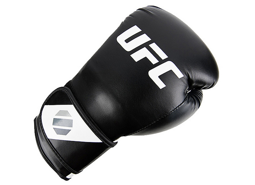 Боксерские перчатки UFC тренировочные для спаринга 8 унций UHK-75107 968_700