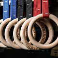 Кольца гимнастические YouSteel деревянные, D32мм (комплект) красные стропы 120_120